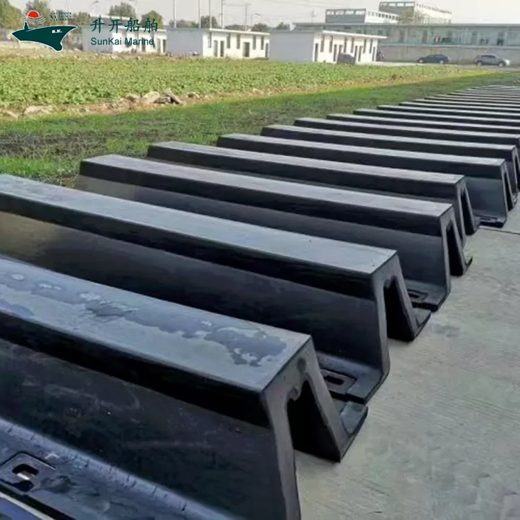 تقویت ایمنی بندر: Qingdao SunKai Marine به تولید انبوه نوارهای سپر لاستیکی اسکله برای محافظت از عملیات اسکله در پایانه های داخلی و بین المللی می پردازد.